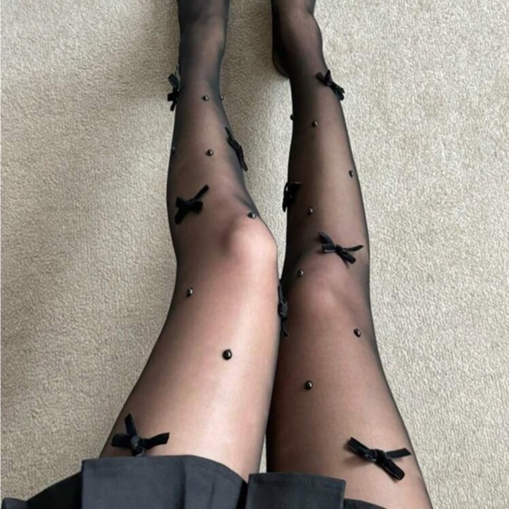 Black bow tights